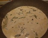 Foto del passaggio 2 della ricetta Gnocchi ripieni allo speck, conditi con crema di asparagi selvatici