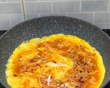 Hình bước làm 2 của món Trứng Gà Chiên