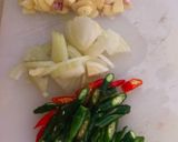 Foto langkah ke 1 dari resep Telur Ceplok Masak Kecap.