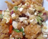 Foto langkah ke 5 dari resep Cumi goreng telor asin spicy.