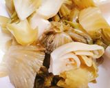 Hình bước làm 1 của món Vịt quay kho dưa cải