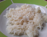 Foto del paso 4 de la receta: Berenjenas🍆 y cebollas🌰 en salsa con arroz🍚 y 🍳