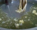 Foto langkah ke 3 dari resep Kuah Bakso Solo.