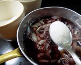 Foto del paso 3 de la receta: Cebollas al vino tinto