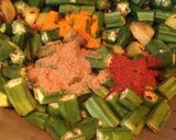 A picture of step 4 of Aloo Bhindi.