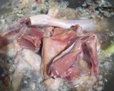 Foto langkah ke 2 dari resep Sop Ayam ala Pak M*n.