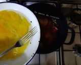 Une image de l'étape 6 de Poulet aux poivrons et œufs 🍴.