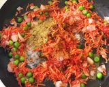 A picture of step 2 of Carrot Pulao.