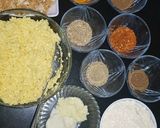 A picture of step 1 of Crispy chicken mongh daal Kachori😋.