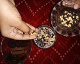 चाॅकलेट चिप्स ओरियो बिस्कुट शेक(Chocolate chips Oreo shake recipe in Hindi) रेसिपी चरण 3 फोटो