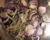 Gambar langkah 1 resipi Cekodok Bilis Bawang.