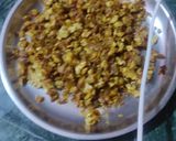 A picture of step 2 of Egg bhurji.