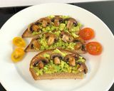 Une image de l'étape 2 de Tartine avocat -champignons de Paris.