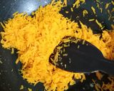 A picture of step 1 of கேரட் அல்வா.