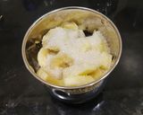 A picture of step 2 of Apple Banana Milkshake.