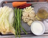 Hình bước làm 1 của món Rau củ đủ màu nén