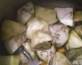 A picture of step 1 of Baingan ka bharta.