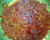 A picture of step 2 of Jollof Spaghetti and macroni.