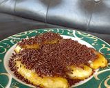 Foto langkah ke 5 dari resep Pisang Penyet Coklat Susu.