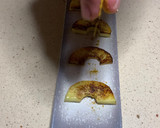Foto del paso 5 de la receta: Manzana a la plancha con curry
