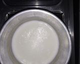A picture of step 1 of Suji halwa.