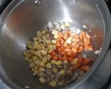 A picture of step 1 of Healthy sweetcorn soup.