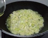 Foto langkah ke 2 dari resep Tumis Kulit jagung muda jamur enoki.