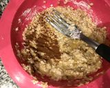 Foto del paso 3 de la receta: Galletas de banana y avena light (con canela y pasas) saludables