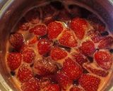 عکس مرحله 7 از دستور مربای توت فرنگی خوشرنگ 🍓