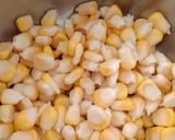 Foto langkah ke 2 dari resep 38. Sup Cream Jagung Vegetarian.
