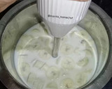 A picture of step 3 of Dates Banana Smoothie.