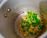 A picture of step 2 of Quick potato sandwich.