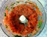 Foto del paso 5 de la receta Sopa de marisco congelado y fresco con fondo de cebolletas