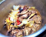 A picture of step 2 of Tomato Braised Beef Noodles (Creative Recipe).