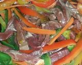 Foto del paso 2 de la receta: Carne con verduras al wok (Chow fan sencillo)