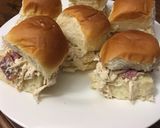 A picture of step 6 of Crockpot Chicken Bacon Ranch sliders.