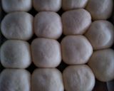 Foto langkah ke 5 dari resep Hybrid Butter Rolls.