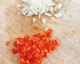 Hình bước làm 2 của món Sườn xào chua ngọt
