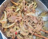 Hình bước làm 2 của món Bò xào sả ớt