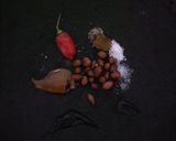 Foto langkah ke 1 dari resep Rujak Lontong.