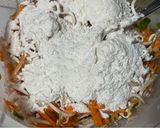 Foto langkah ke 2 dari resep Bakwan Sayur Wortel dan Taoge.