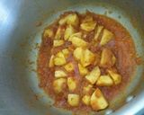 A picture of step 5 of Bhaingan Aloo Gravy.