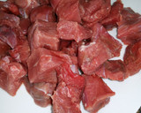 Foto del paso 2 de la receta: Patatas guisadas con carne de ternera
