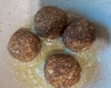 Foto del paso 7 de la receta: Albondigones de Lenteja en Salsa con Arroz Especiado