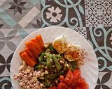 Foto del paso 5 de la receta Ensalada de lentejas y judías - zanahoria, atún, huevo y tomate