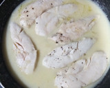 Foto del paso 4 de la receta: Solomillos de pollo en salsa de cebolla