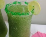 A picture of step 3 of Mint margarita.