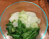 Foto del paso 1 de la receta: Ensalada de espinaca, manzana, nuez y queso de cabra