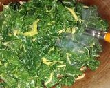 Foto langkah ke 4 dari resep Oseng Daun Pepaya.