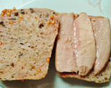 Foto del paso 3 de la receta: Pan de olivas con ventresca de atún y anchoas
